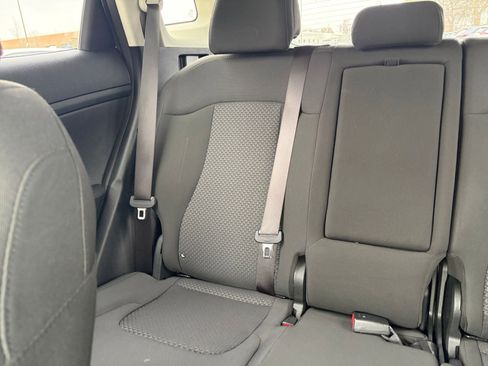 Used 2025 Kia Sportage LX FWD image 37