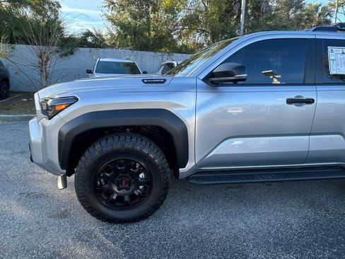 Used 2025 Toyota 4Runner TRD Off-Road Premium image 10