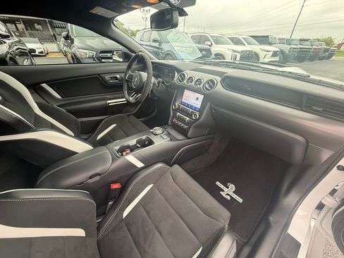 Used 2020 Ford Mustang Shelby GT500 w/ Handling Package RWD image 19