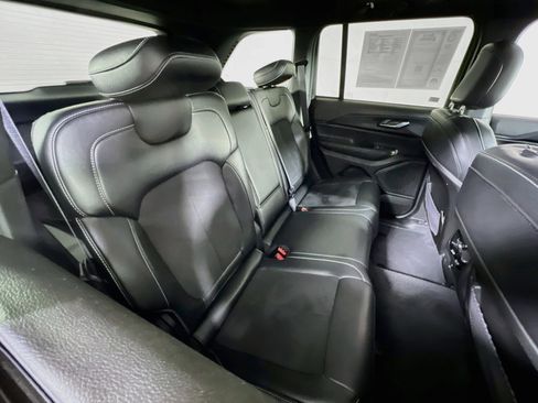 Used 2023 Jeep Grand Cherokee Altitude image 26