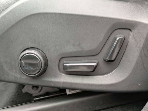 Certified 2025 Volvo XC90 B5 Core AWD/4WD image 27