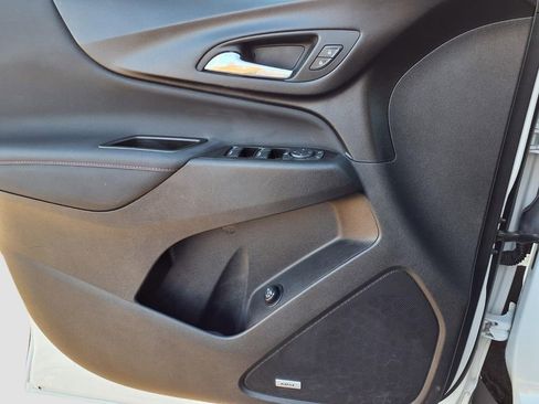 Used 2022 Chevrolet Equinox RS w/ RS Leather Package image 30