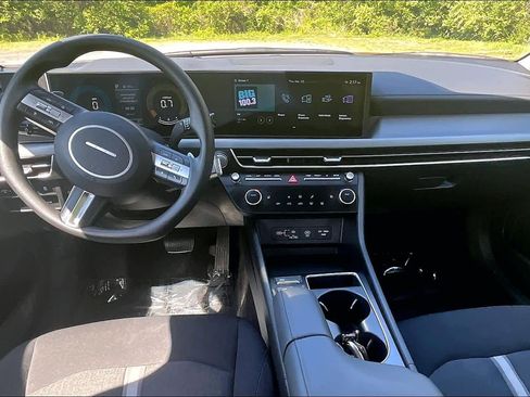 Used 2025 Hyundai Sonata SEL FWD image 16