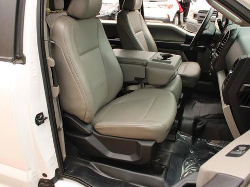 Used 2017 Ford F150 XL w/ Equipment Group 101A Mid RWD image 10