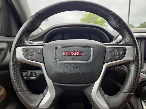Certified 2023 GMC Acadia SLE w/ LPO, Floor Liner Package FWD image 23