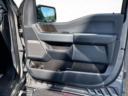 Used 2022 Ford F150 Lariat image 29