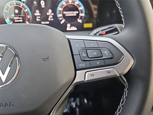 New 2026 Volkswagen Tiguan S image 17