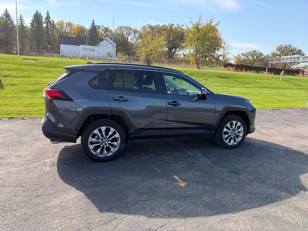 Used 2025 Toyota RAV4 XLE Premium w/ Weather Package AWD/4WD image 21