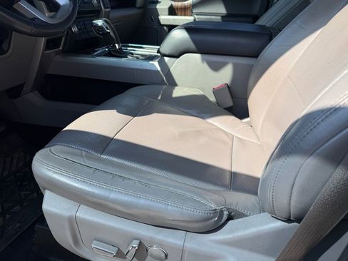 Used 2016 Ford F150 Lariat w/ Equipment Group 502A Luxury image 10