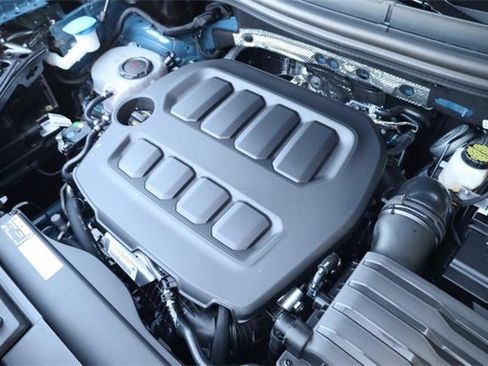 New 2025 Volkswagen Tiguan SE R-Line image 26