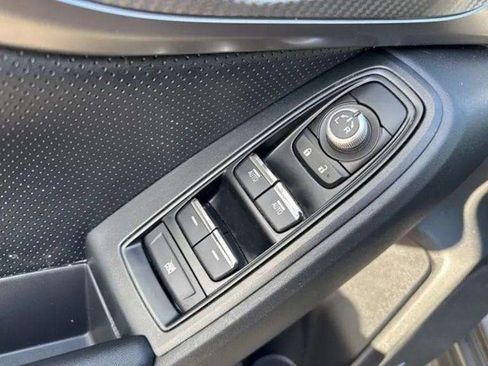 Certified 2021 Subaru Crosstrek 2.5i Limited w/ Moonroof Package 2 image 16