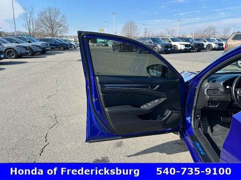 Used 2021 Honda Accord Sport image 14