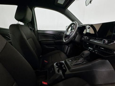 Used 2023 Chevrolet Colorado W/T image 28