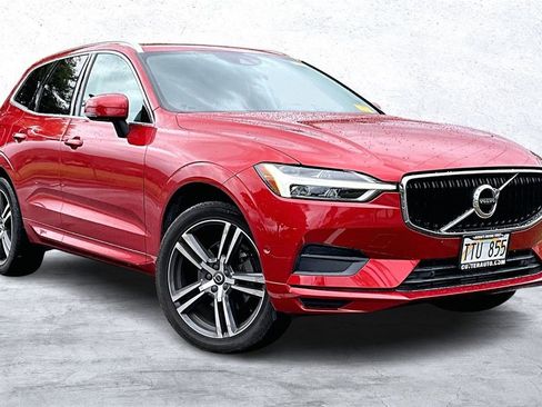 Used 2019 Volvo XC60 T5 Momentum w/ Premium Package image 11