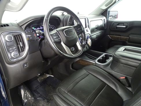 Used 2019 GMC Sierra 1500 Denali w/ Driver Alert Package II image 17