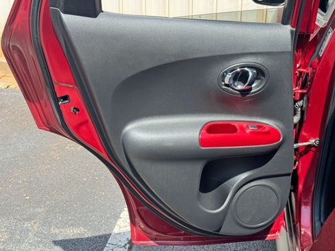 Used 2013 Nissan Juke SV w/ Sport Pkg AWD/4WD image 37