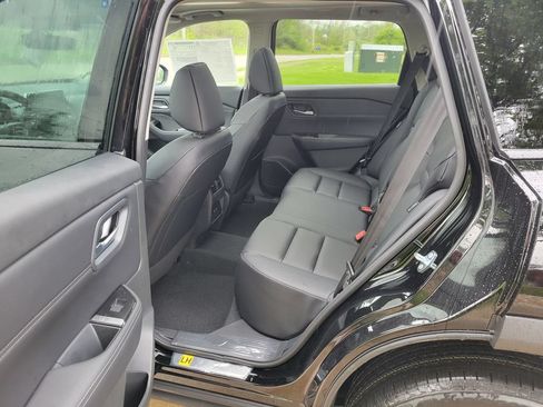 New 2026 Nissan Rogue Dark Armor AWD/4WD image 12
