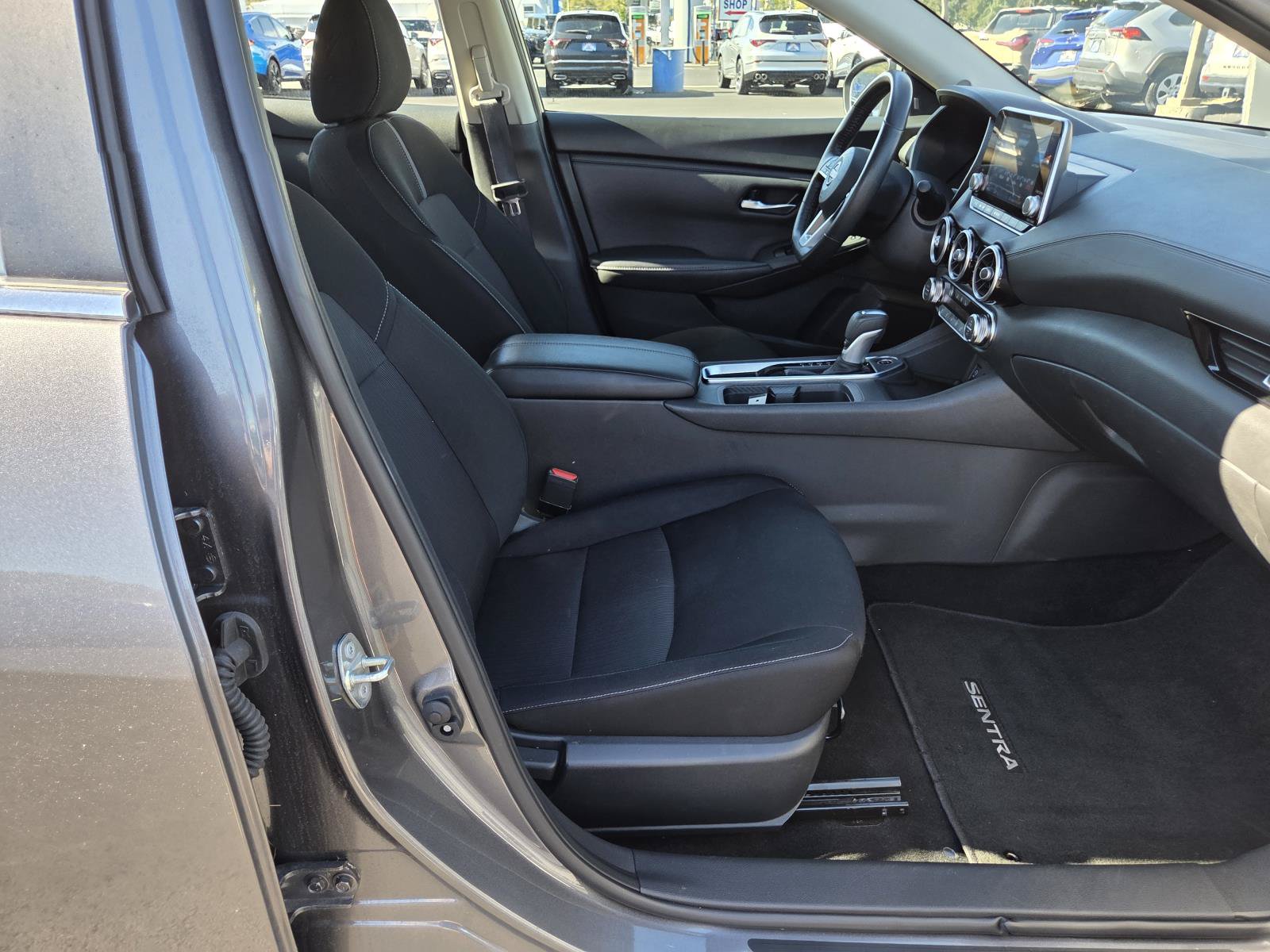 Used 2025 Nissan Sentra SV w/ All-Weather Package FWD image 21