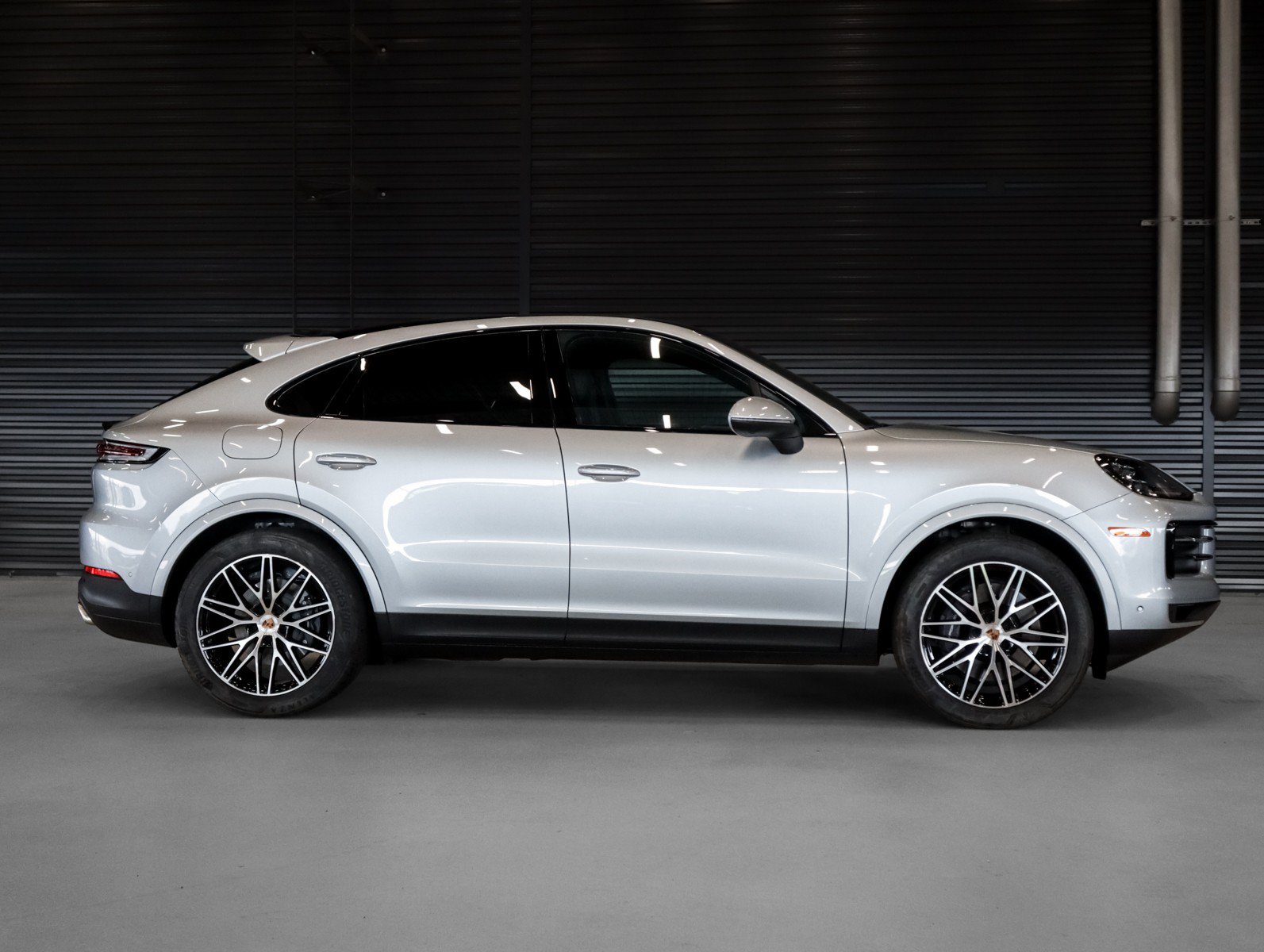 Certified 2026 Porsche Cayenne Coupe AWD/4WD image 11