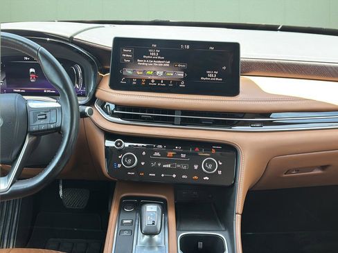 Used 2023 INFINITI QX60 Sensory AWD/4WD image 23