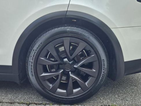 Used 2023 Tesla Model X AWD/4WD image 19