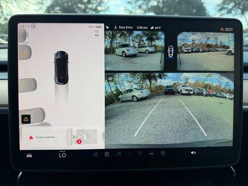 Used 2024 Tesla Model Y Long Range image 26