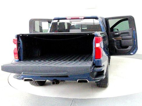 Used 2021 Chevrolet Silverado 1500 RST AWD/4WD image 11