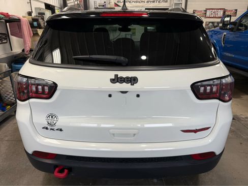 Used 2019 Jeep Compass Trailhawk w/ Leather Interior Group image 6
