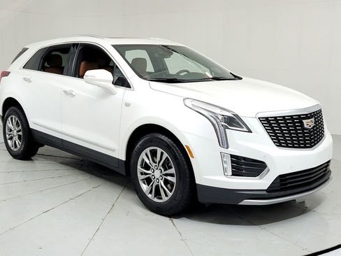 Used 2021 Cadillac XT5 Premium Luxury w/ LPO, Floor Liner Package image 7