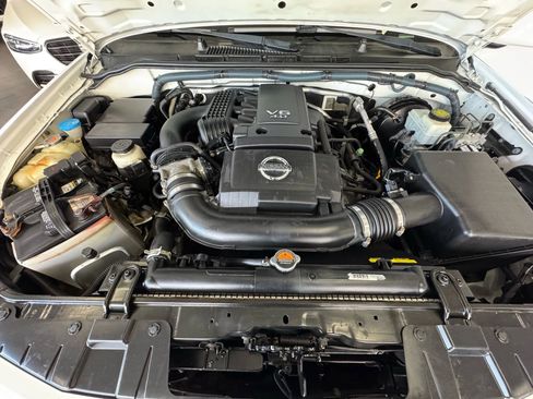 Used 2012 Nissan Frontier PRO-4X w/ Pro-4x Luxury Pkg image 34