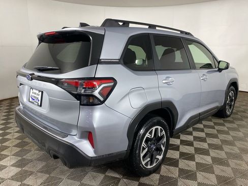 Certified 2025 Subaru Forester Premium image 5