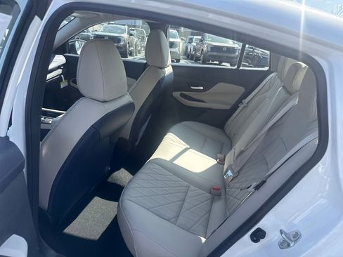 New 2026 Nissan Sentra SL w/ Floor Mat Package FWD image 25