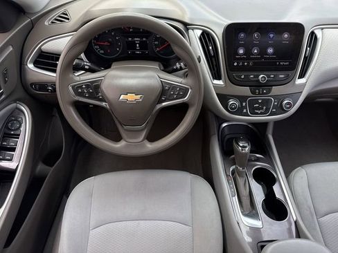 Used 2020 Chevrolet Malibu LS w/ Driver Confidence Package II FWD image 11