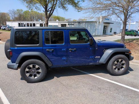Used 2019 Jeep Wrangler Unlimited Sport S image 5