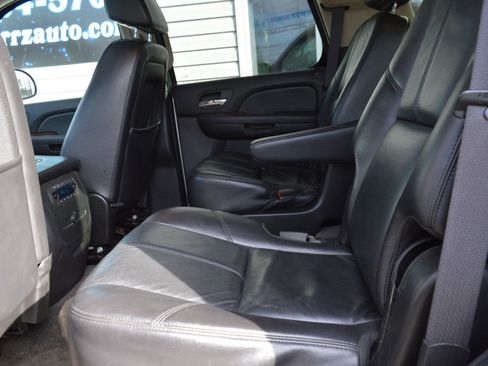 Used 2009 GMC Yukon SLT image 17
