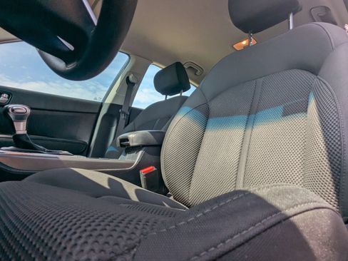 Used 2020 Kia Optima LX FWD image 9