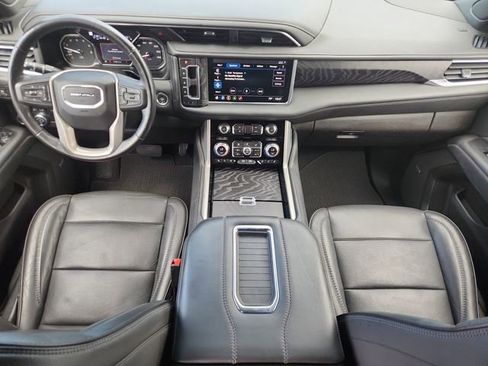 Used 2021 GMC Yukon XL Denali w/ Denali Ultimate Package RWD image 21