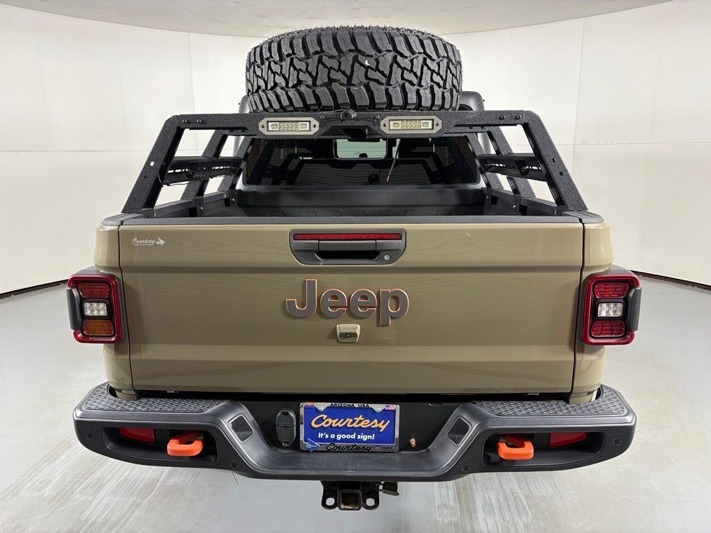 Used 2020 Jeep Gladiator Mojave AWD/4WD image 7