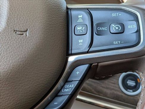 Used 2019 RAM 1500 Limited image 14