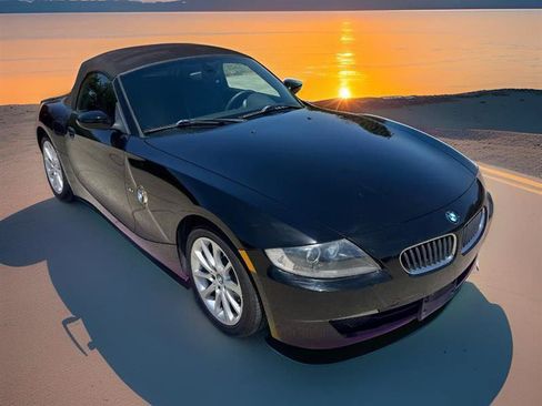 Used 2007 BMW Z4 3.0i RWD image 1