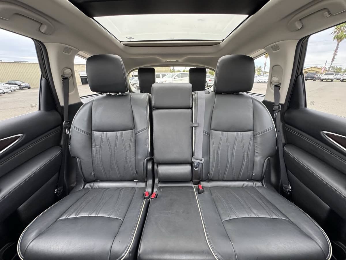 Used 2018 INFINITI QX60 Luxe w/ Deluxe Technology Package AWD/4WD image 41