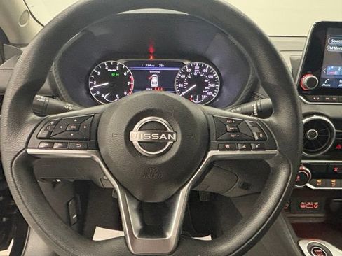 Used 2024 Nissan Sentra SV FWD image 17