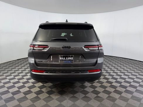 Certified 2025 Jeep Grand Cherokee L Altitude image 7