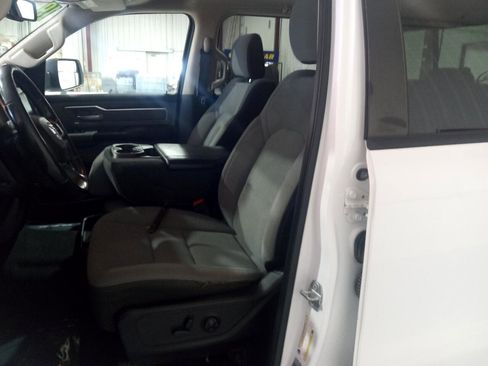 Used 2019 RAM 1500 Big Horn image 6