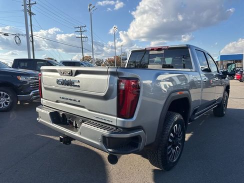 New 2026 GMC Sierra 2500 Denali Ultimate image 5