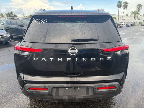 Used 2025 Nissan Pathfinder SV FWD image 6