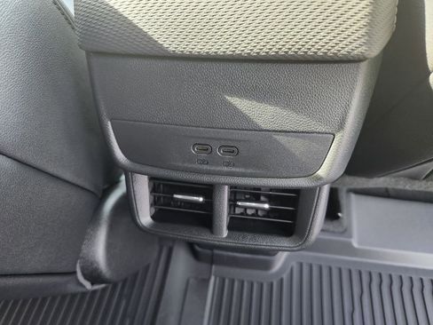 New 2026 Chevrolet Equinox LT image 9