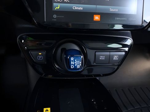 Certified 2021 Toyota Prius Limited w/ Premium Convenience Package FWD image 23