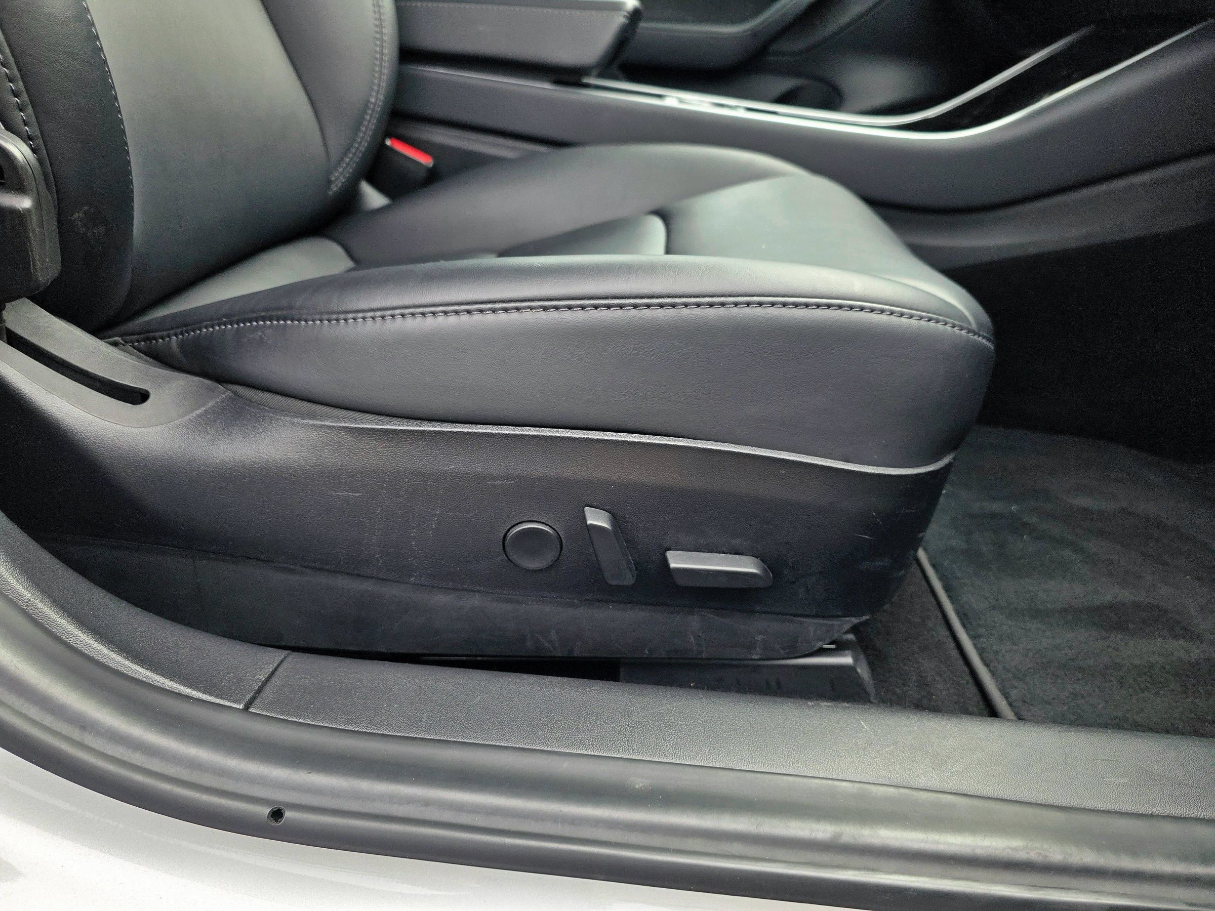 Used 2018 Tesla Model 3 Long Range RWD image 48