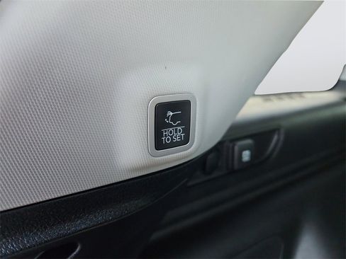 Used 2023 Jeep Grand Cherokee 4WD 4xe image 25